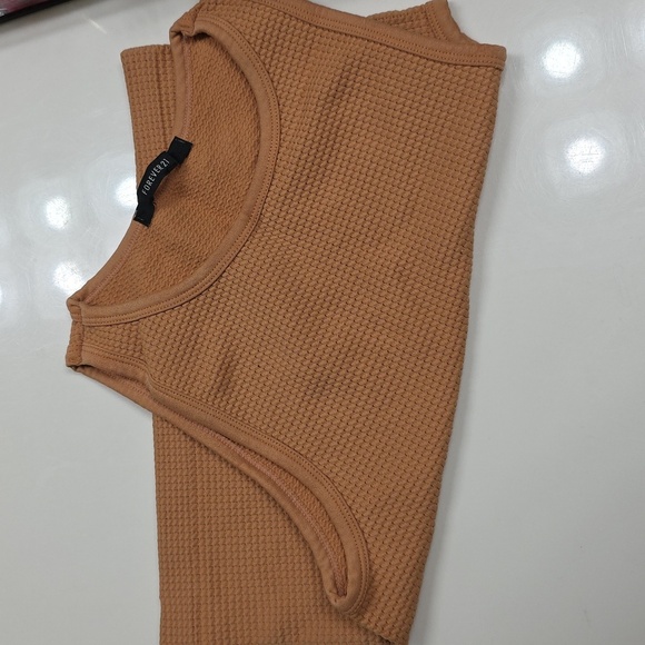 Forever 21 Tank Top Knit Style Cropped Fit Sleeveless Peach Womens Size Small - Picture 3 of 3